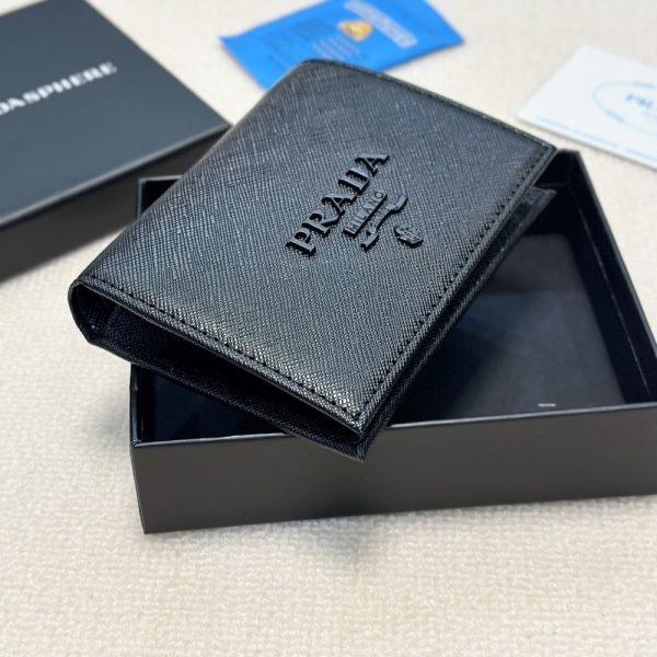 PRADA BII FOLD SAFFIANO LEATHER WALLET BLACK 11CM