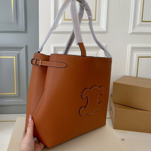 CELINE ANAIS TOTE BAG BROWN 33CM