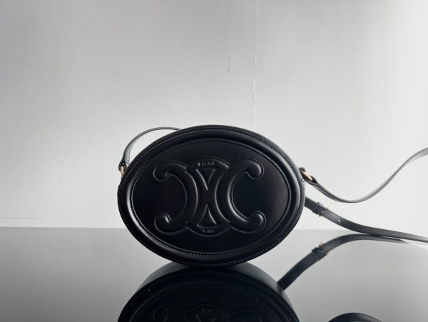 CELINE CROSSBODY BAG OVAL PURSE CUIR TRIOMPHE IN SMOOTH CALFSKIN BLACK