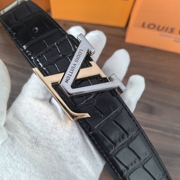 LOUIS VUITTON LV INITIALES REVERSIBLE BELT BLACK 38MM