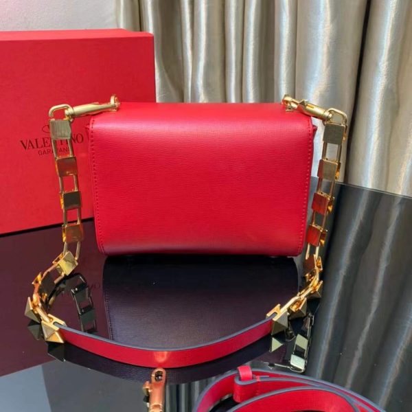 VALENTINO STUD SIGN GRAINY CALFSKIN SHOULDER BAG IN RED XW2B0J96CPD0RO