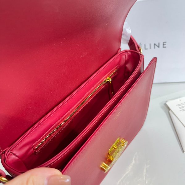 CELINE TEEN TRIOMPHE BAG IN SHINY CALFSKIN RED 18 CM