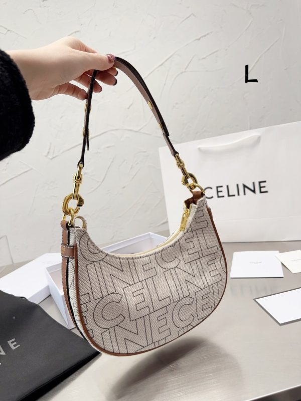 CELINE MEDIUM AVA STRAP BAG IN TEXTILE WITH ALL OVER PRINT NATURAL 25CM 196922ERK02NT