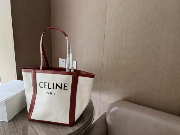 CELINE LARGE SQUARE IN TEXTILE WITH PRINT AND CALFSKIN BROWN 48CM