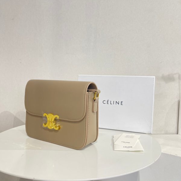 CELINE TEEN TRIOMPHE BAG IN SHINY CALFSKIN BEIGE 18CM