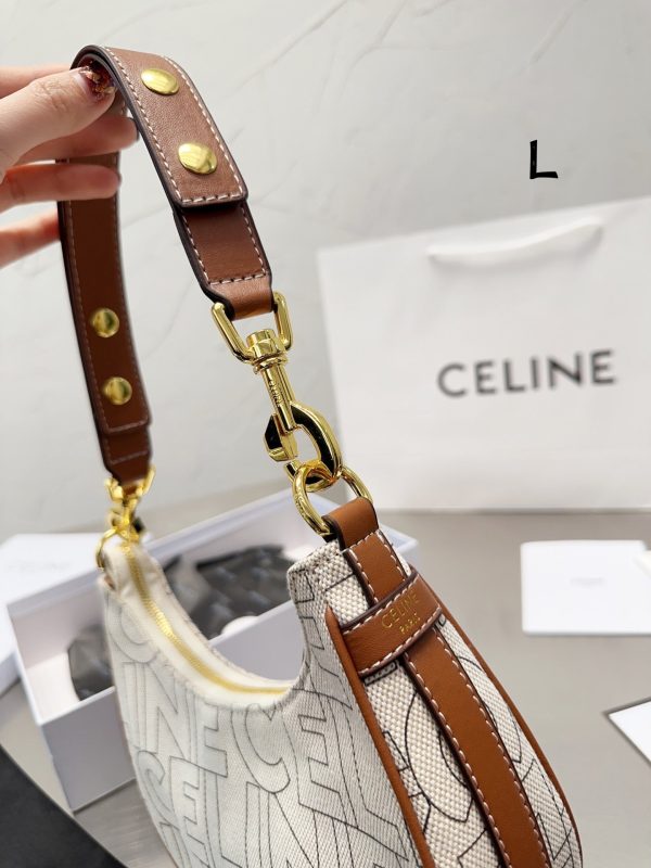 CELINE MEDIUM AVA STRAP BAG IN TEXTILE WITH ALL OVER PRINT NATURAL 25CM 196922ERK02NT