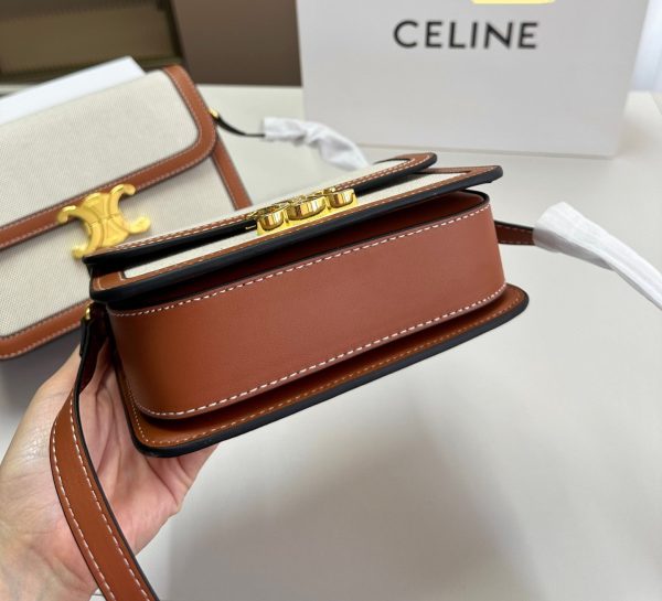 CELINE CLASSIQUE TRIOMPHE BAG IN TEXTILE AND CALFSKIN 22CM