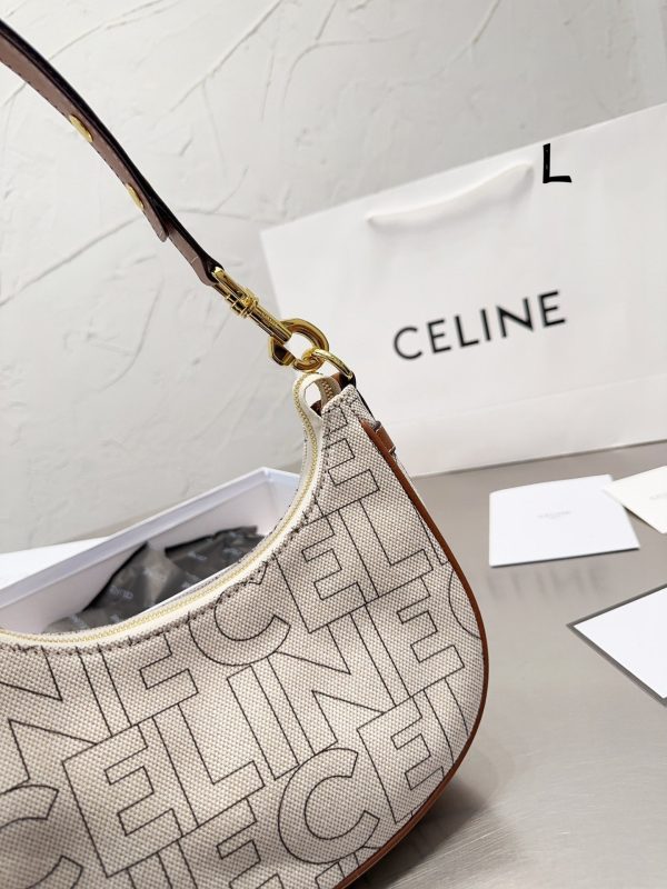 CELINE MEDIUM AVA STRAP BAG IN TEXTILE WITH ALL OVER PRINT NATURAL 25CM 196922ERK02NT