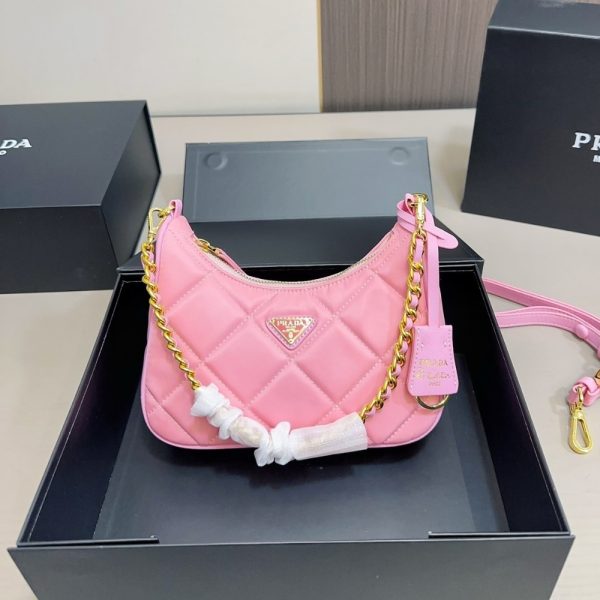 PRADA RE EDITION 1995 CHAÎNE RE NYLON MINI BAG PINK 22CM