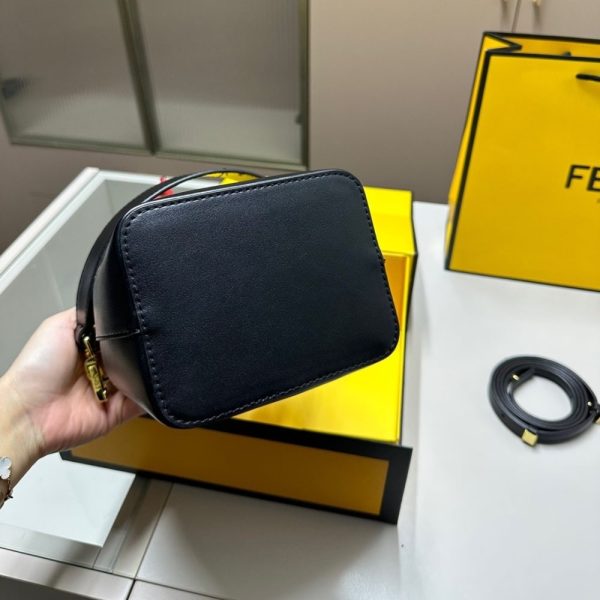 FENDI MON TRESOR LUNAR NEW YEAR MINI BAG BLACK 15CM 8BS093ATXUF1QIO