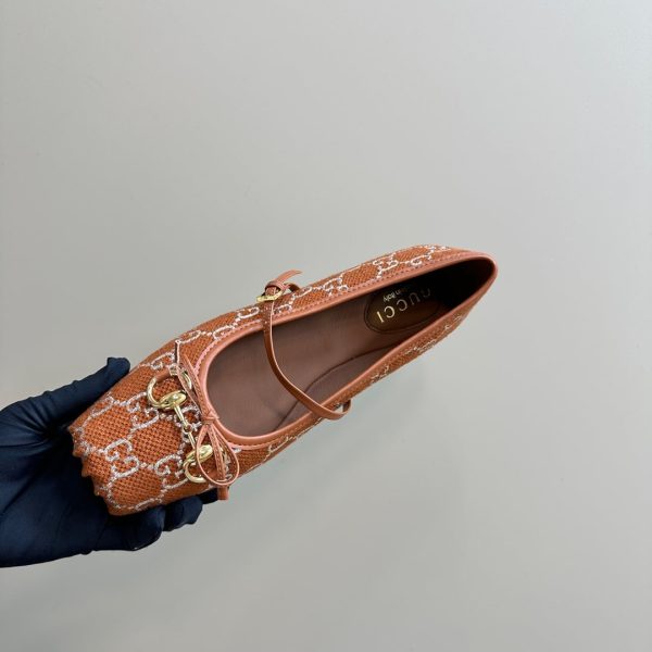 GUCCI WOMEN’S HORSEBIT BALLET FLAT ORANGE