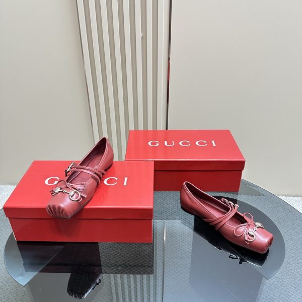 GUCCI WOMEN’S HORSEBIT BALLET FLAT SACCHETTO RED 821219 AAEA4 6207