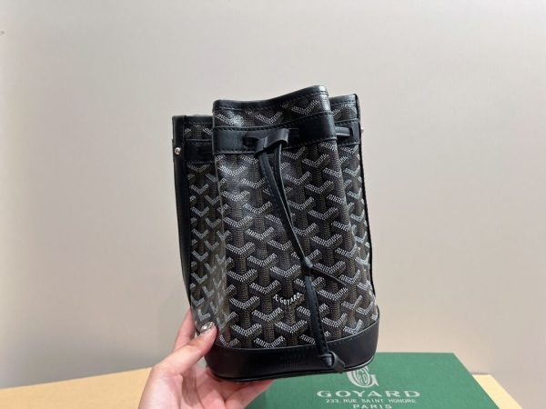 GOYARD GOYARDINE PETIT FLOT BUCKET BAG BLACK 23CM PEFLOTPMLTY01CL01P