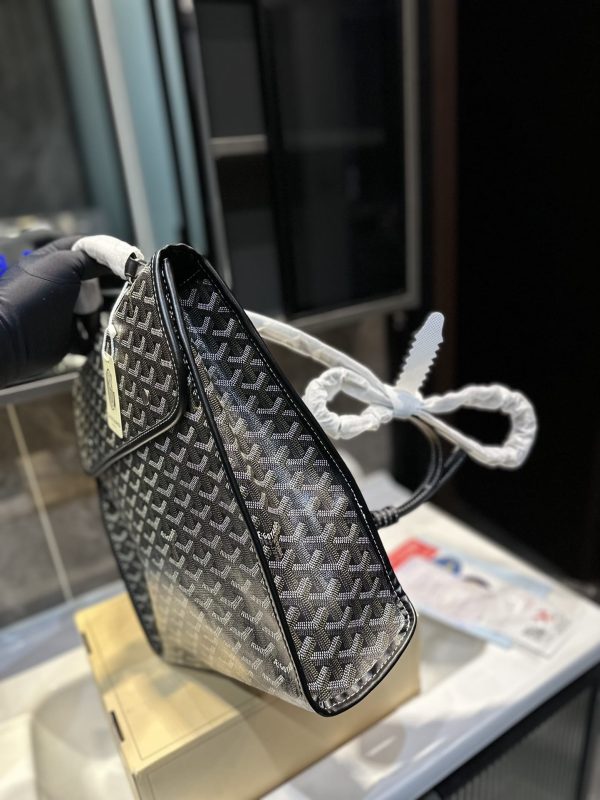 GOYARD SAINT L?GER BACKPACK BLACK 36CM STLEGEMMLTY01CG01P