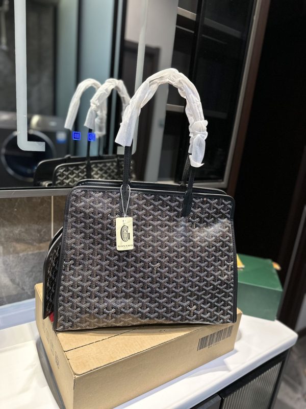 GOYARD HARDY PM BAG BLACK 41CM HARDY2PMLTY01CG01P