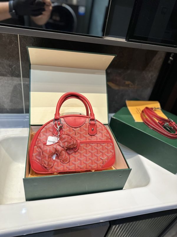 GOYARD SAINT JEANNE PM RED 26CM