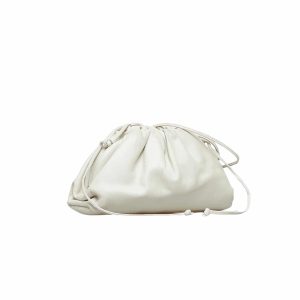 BOTTEGA VENETA MINI THE POUCH LEATHER CLUTCH IN WHITE 22CM