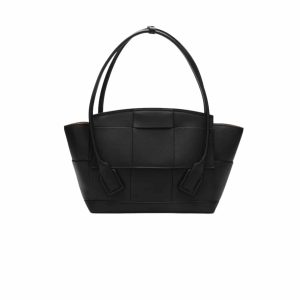 BOTTEGA VENETA ARCO HANDBAG INTRECCIATO LEATHER IN BLACK 20CM