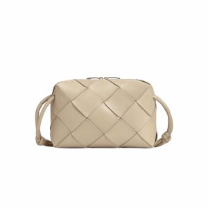 BOTTEGA VENETA SMALL CASSETTE CAMERA BAG MXN 52 400 PORRIDGE 18CM 709417VCQC29776