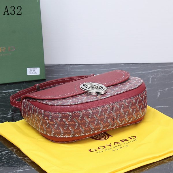 GOYARD SEAL CLASP THE 233 BAG RED 25CM