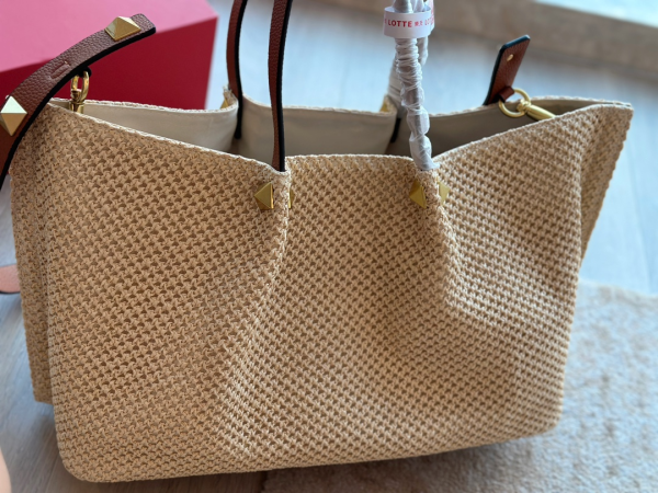 VALENTINO GARAVANI MEDIUM STRAW SUMMER TOTE BEIGE 38CM