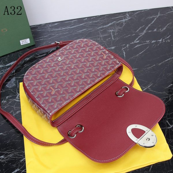 GOYARD SEAL CLASP THE 233 BAG RED 25CM