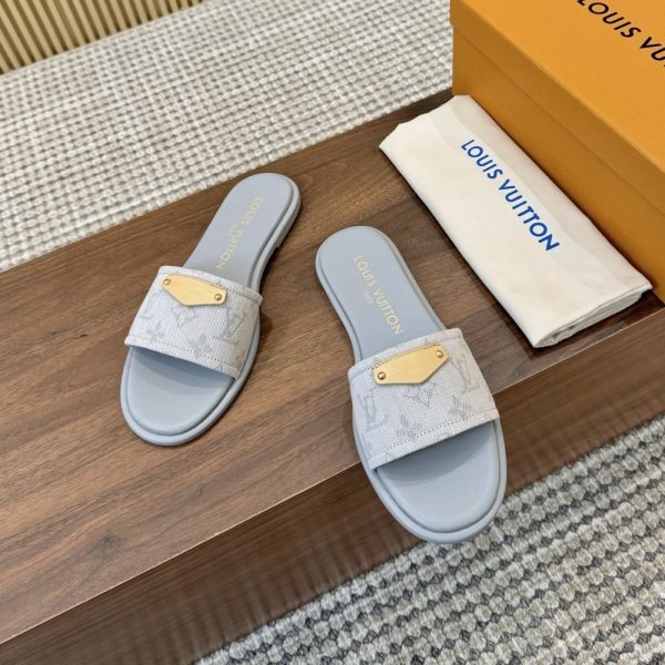 LOUIS VUITTON LILY FLAT MULE GRAY 1AGXAA