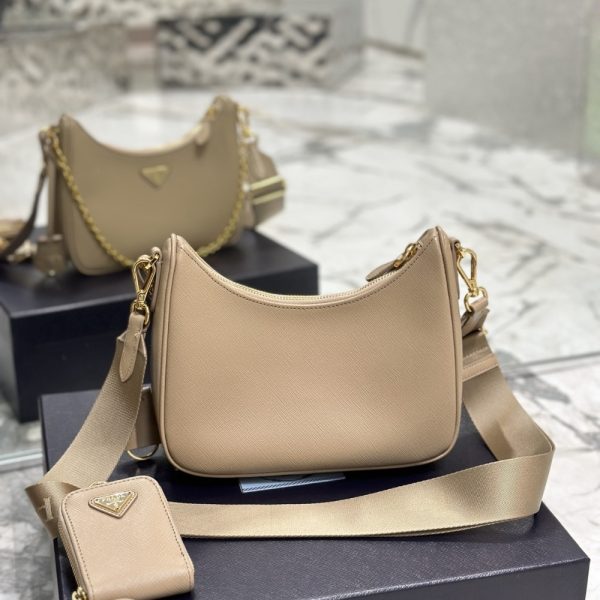 PRADA RE EDITION 2005 RE NYLON BAG CAMEL 22CM 1BH204 R064 F0Y8C V V9L