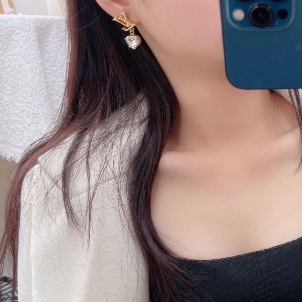 LOUIS VUITTON ICONIC HEART EARRINGS GOLD M02385