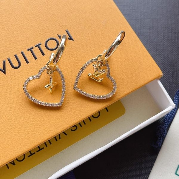 LOUIS VUITTON HEART EARRINGS WHITE M02308