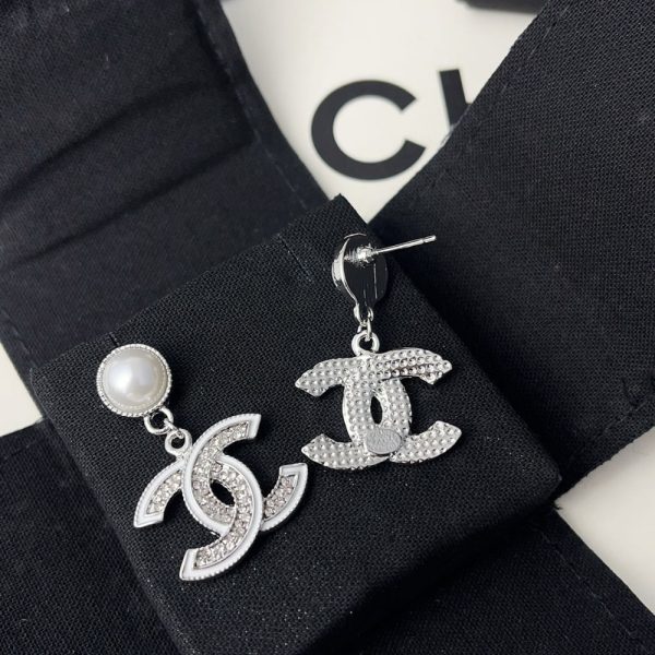 CHANEL DOUBLE C PEARL EARRINGS SILVER WHITE