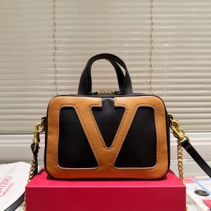 VALENTINO GARAVANI VIVA SUPERSTAR NAPPA HANDBAG BLACK AND SPICE 6W0B0R73PTJ RFA