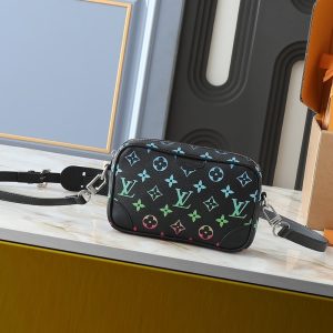 LOUIS VUITTON TROCADERO WEARABLE WALLET GRADIENT MONOGRAM BLACK 20CM