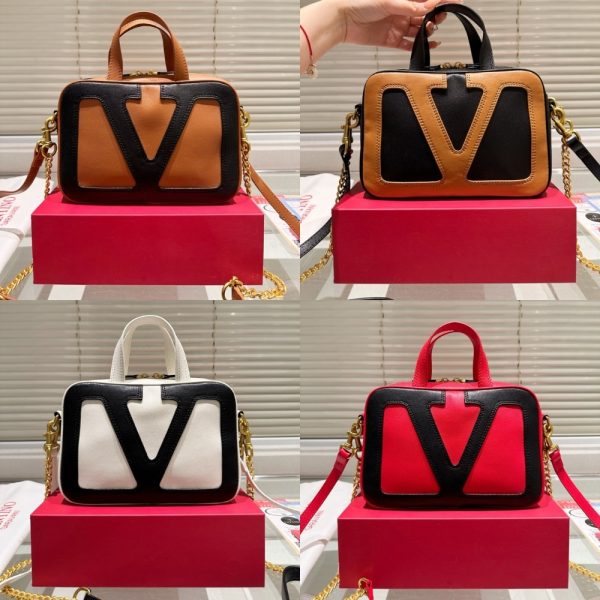 VALENTINO GARAVANI VIVA SUPERSTAR NAPPA HANDBAG BLACK AND SPICE 6W0B0R73PTJ RFA