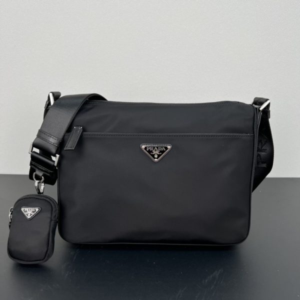 PRADA RE NYLON BAG BLACK 30CM 1BC421 RV44 F0002 V D1M