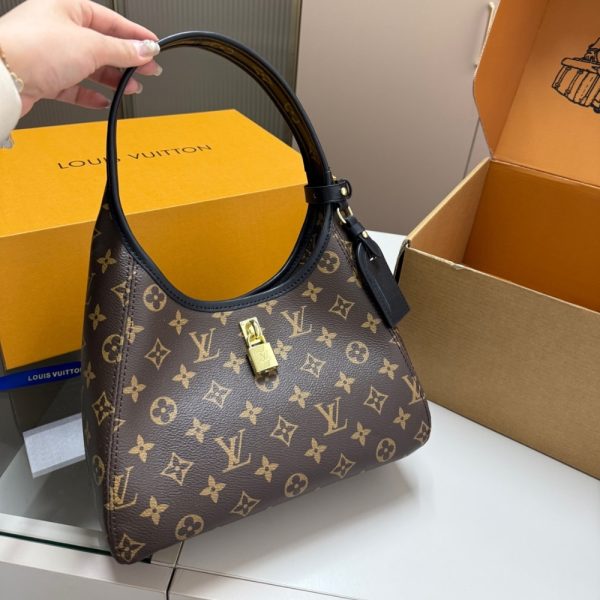 LOUIS VUITTON THE DROP PM MONOGRAM BROWN 25CM M12940