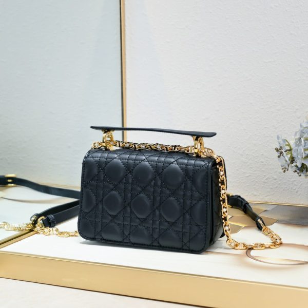 DIOR JOLIE SMALL TOP HANDLE BAG BLACK 19CM M9271UBHI M900