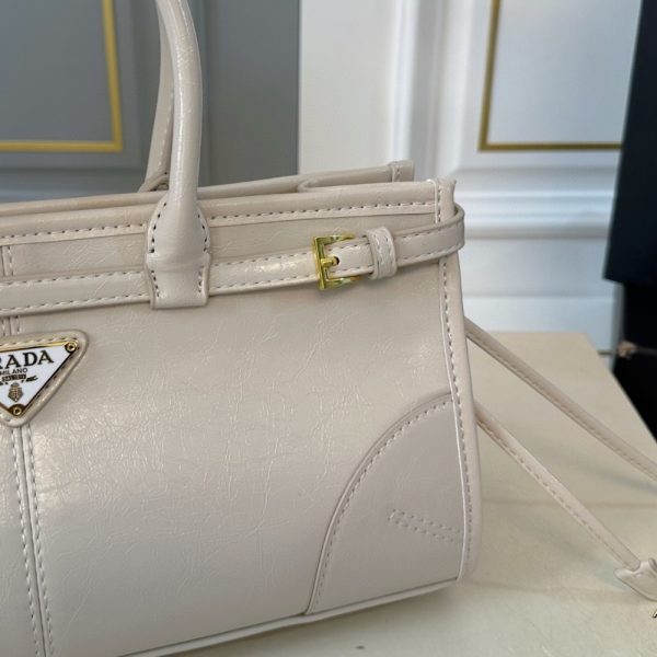 PRADA BONNIE MEDIUM LEATHER HANDBAG WHITE 32CM 1BA426 2CYR F0PG7 V MOO