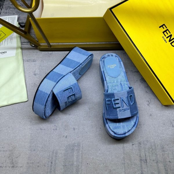 FENDI SUNSHINE FLATFORM SLIDES LIGHT BLUE DENIM  8R8515ASB5F1STD