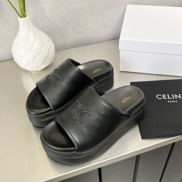 CELINE BLOCK SLIDE WITH TRIOMPHE BLACK 360435129C 38NO