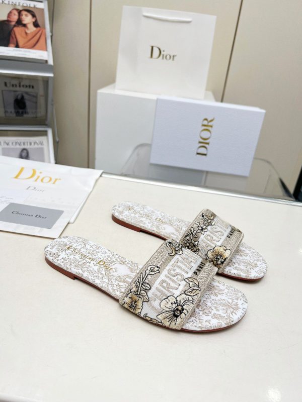 Dior Dway Slides
