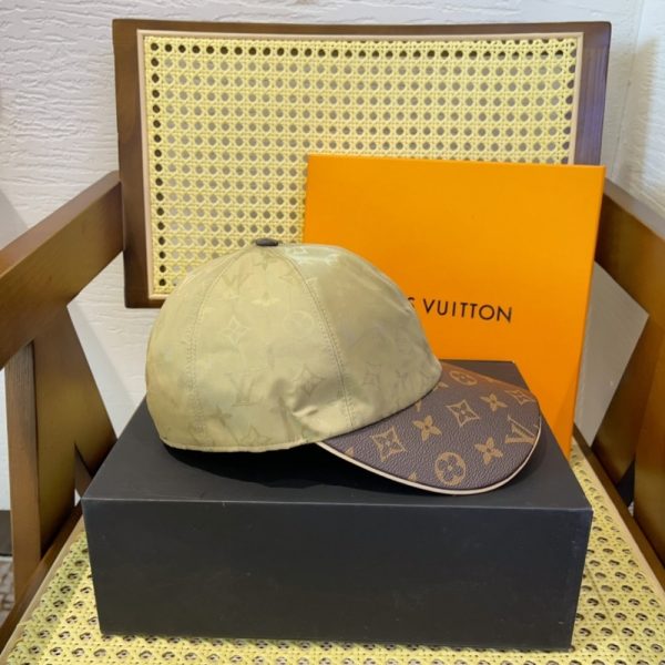 LOUIS VUITTON LV GET READY CAP BEIGE M76504