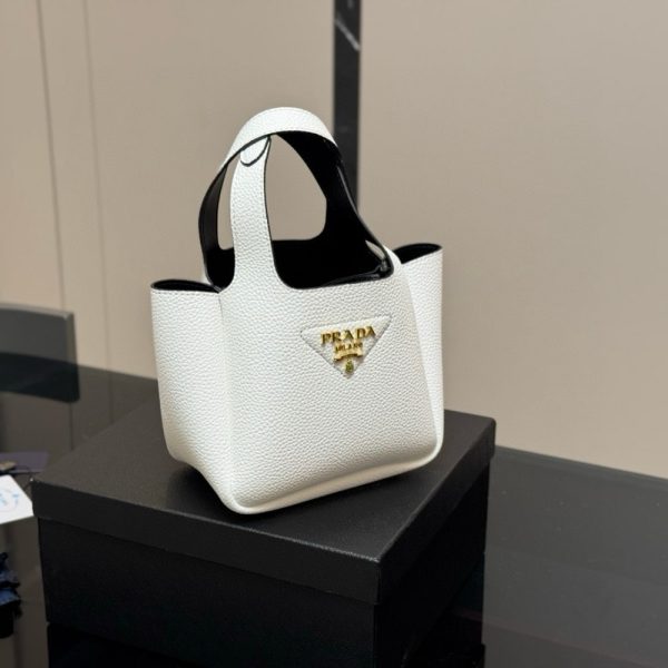 PRADA LEATHER MINI HANGBAG WHITE 18CM