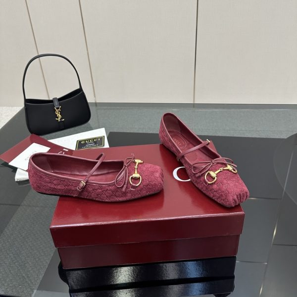 GUCCI WOMEN’S HORSEBIT BALLET FLAT RED 821220 FAD8F 8546