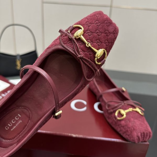 GUCCI WOMEN’S HORSEBIT BALLET FLAT RED 821220 FAD8F 8546