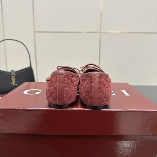 GUCCI WOMEN’S HORSEBIT BALLET FLAT RED 821220 FAD8F 8546