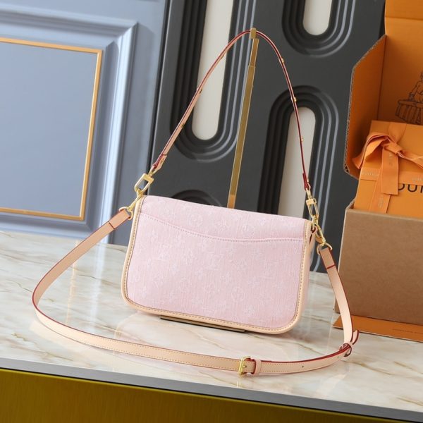 LOUIS VUITTON DIANE WASHED PINK 24CM
