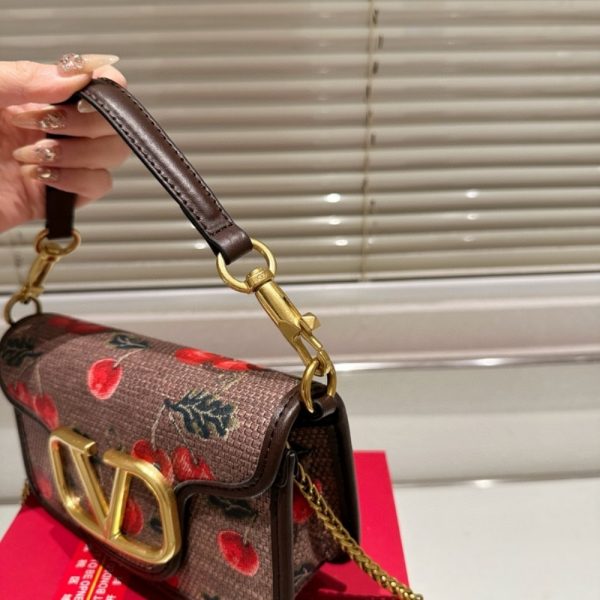VALENTINO GARAVANI LOCÒ CHERRYFIC MOTIF SMALL SHOULDER BAG BROWN 20CM