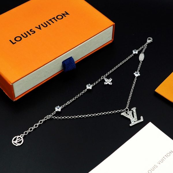 LOUIS VUITTON LADY LV BRACELET PALLADIUM M1378A