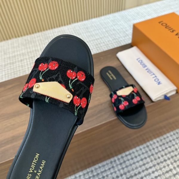 LOUIS VUITTON X TAKASHI MURAKAMI LILY FLAT MULE BLACK